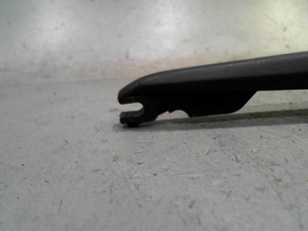 BRAS ESSUIE-GLACE ARRIERE NISSAN PRIMERA