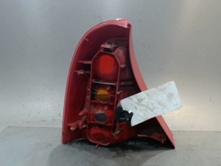 FEU ARRIERE DROIT RENAULT CLIO