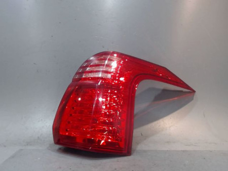 FEU ARRIERE DROIT PEUGEOT 5008