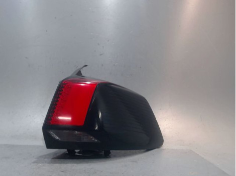 FEU ARRIERE DROIT PEUGEOT 5008
