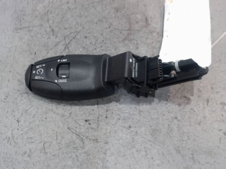 COMMANDE REGULATEUR/LIMITATEUR VITESSE PEUGEOT 208