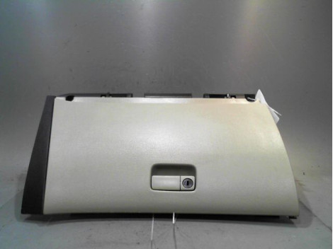 BOITE A GANTS NISSAN PRIMERA