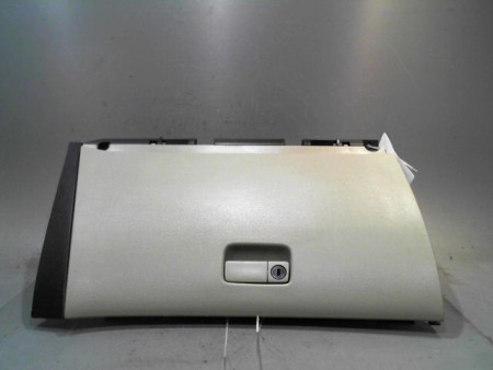 BOITE A GANTS NISSAN PRIMERA