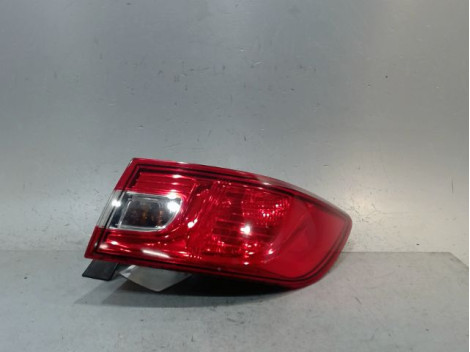 FEU ARRIERE DROIT RENAULT CLIO