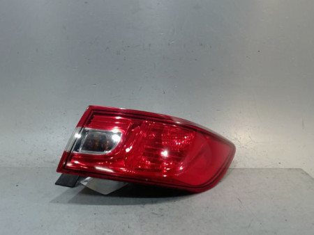FEU ARRIERE DROIT RENAULT CLIO
