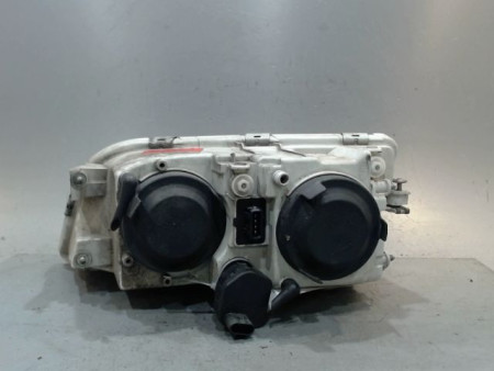PHARE DROIT VOLVO S40