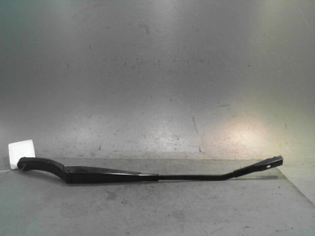BRAS ESSUIE-GLACE AVANT GAUCHE AUDI A3