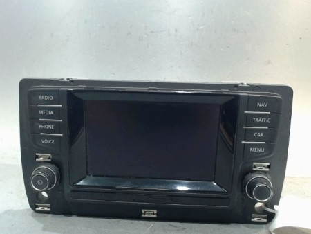 ECRAN GPS VOLKSWAGEN GOLF