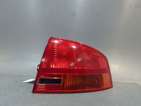 FEU ARRIERE DROIT AUDI A4