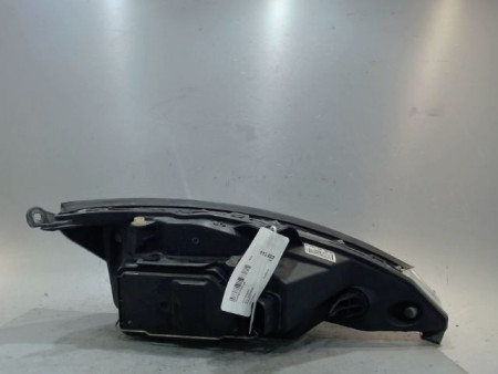 PHARE GAUCHE FORD FOCUS