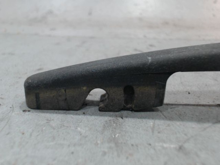BRAS ESSUIE-GLACE ARRIERE SUZUKI SWIFT