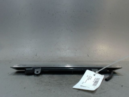 FEUX STOP SUPPLEMENTAIRE PEUGEOT 208