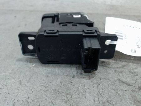 INTERIEUR COMMANDE FREIN A MAIN RENAULT MEGANE