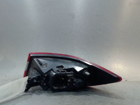 FEU ARRIERE GAUCHE  RENAULT CLIO