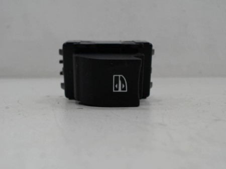 COMMANDE LEVE-GLACE PORTE AVD RENAULT MEGANE