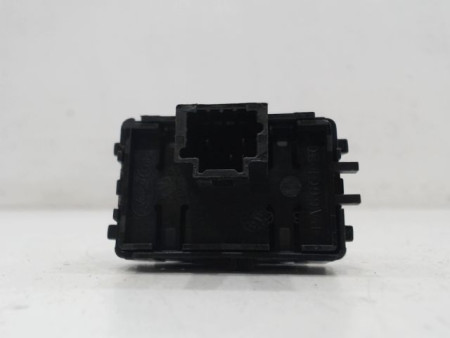 COMMANDE LEVE-GLACE PORTE AVD RENAULT MEGANE