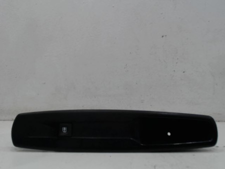 COMMANDE LEVE-GLACE PORTE AVD RENAULT MEGANE