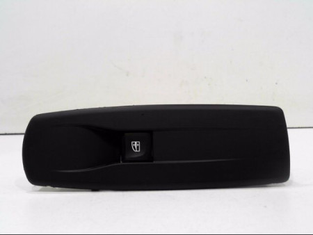 COMMANDE LEVE-GLACE PORTE AVD RENAULT MEGANE
