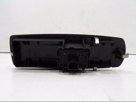 COMMANDE LEVE-GLACE PORTE AVD RENAULT MEGANE