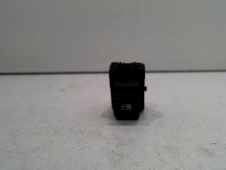 COMMANDE LEVE-GLACE PORTE AVD RENAULT MEGANE