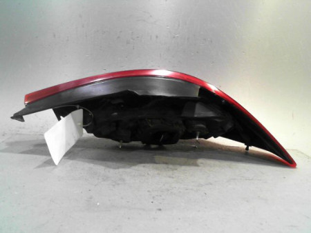 FEU ARRIERE GAUCHE  OPEL CORSA