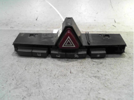 BOUTON DE WARNING OPEL CORSA