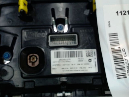 ECRAN GPS RENAULT CLIO