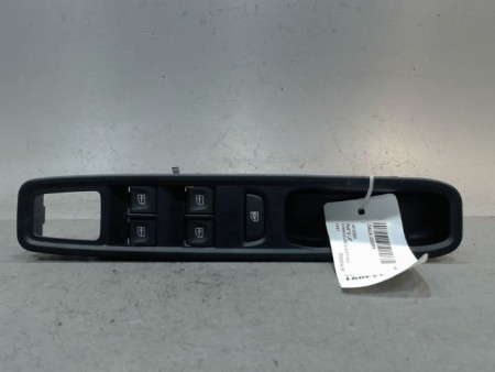 COMMANDE LEVE-GLACE PORTE AVG DACIA JOGGER
