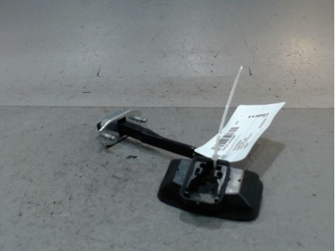TIRANT PORTE AVANT DROIT DACIA JOGGER