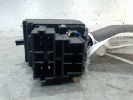 COMMANDE CLIGNOTANT PEUGEOT 106