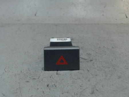 BOUTON DE WARNING HYUNDAI IX35