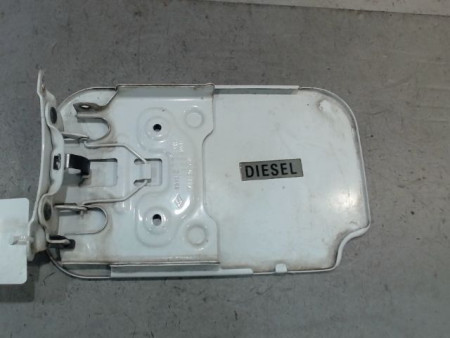 VOLET DE TRAPPE CARBURANT DACIA DOKKER