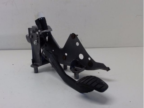 PEDALE DE FREIN RENAULT CLIO III 2010-