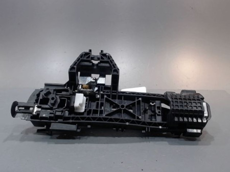 POIGNEE EXTERIEURE PORTE ARRIERE DROIT MERCEDES CLA