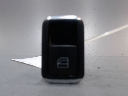 COMMANDE LEVE-GLACE PORTE ARD MERCEDES CLA