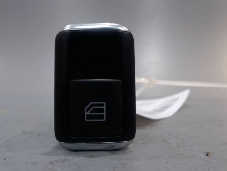 COMMANDE LEVE-GLACE PORTE ARG MERCEDES CLA