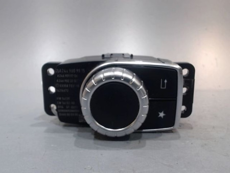 COMMANDE GPS MERCEDES CLA