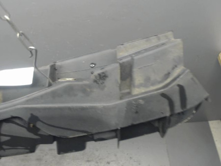 RENFORT PARE-CHOC ARRIERE  PEUGEOT 106