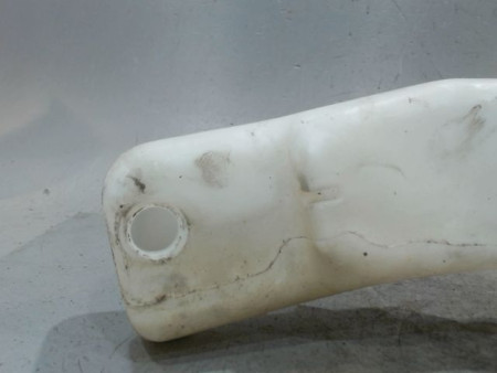 RESERVOIR LAVE-GLACE AVANT FORD FIESTA