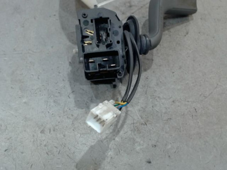 COMMANDE CLIGNOTANT VOLVO S40
