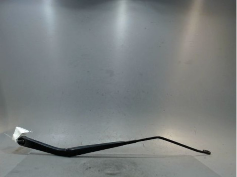 BRAS ESSUIE-GLACE AVANT DROIT NISSAN JUKE