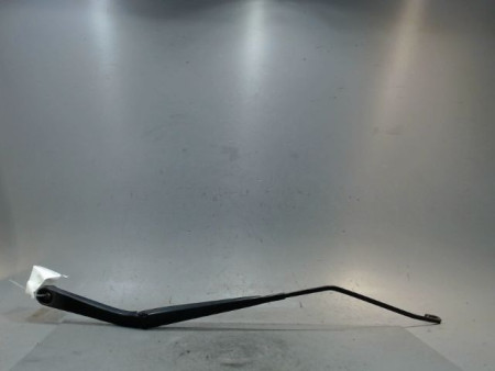 BRAS ESSUIE-GLACE AVANT DROIT NISSAN JUKE