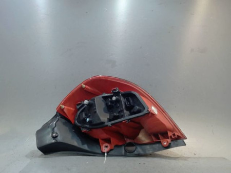 FEU ARRIERE GAUCHE  RENAULT CLIO