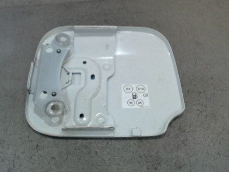 VOLET DE TRAPPE CARBURANT DACIA SANDERO