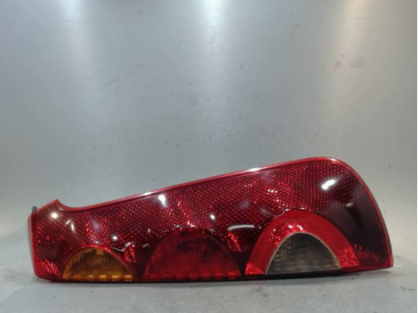 FEU ARRIERE DROIT NISSAN NOTE