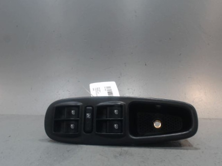 COMMANDE LEVE-GLACE PORTE AVG FIAT 500