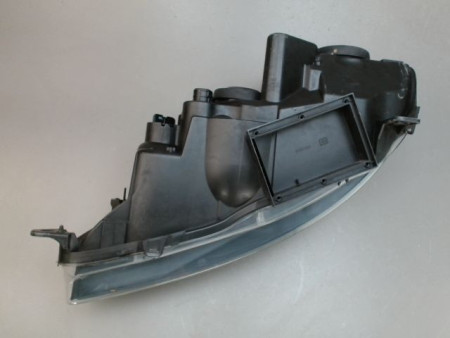 PHARE DROIT ALFA ROMEO 147