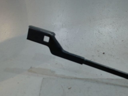 BRAS ESSUIE-GLACE AVANT DROIT PEUGEOT 2008
