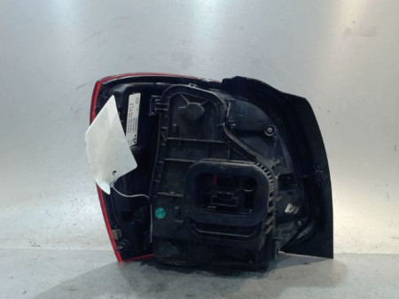 FEU ARRIERE DROIT VOLKSWAGEN POLO