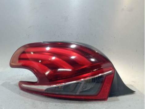 FEU ARRIERE GAUCHE  PEUGEOT 208